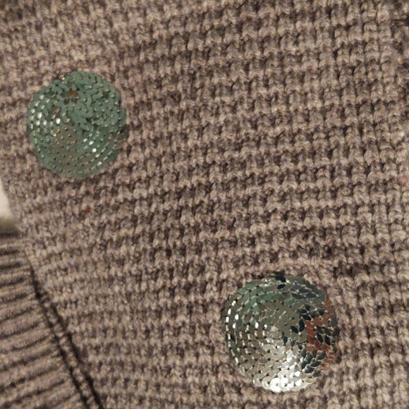 Girl's Scarf, Hat & Mittens set - Picture 2 of 4